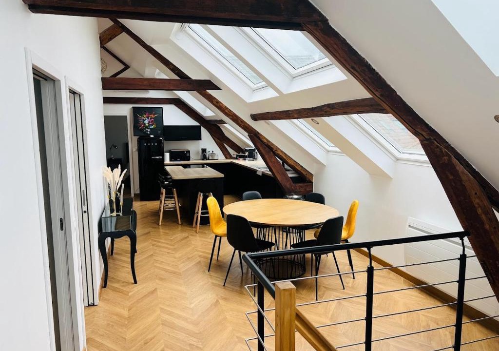 Reims City Centre Apartment | Élégant T4 Centre Reims/Parking Privé