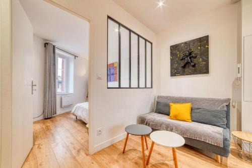 La Demi - Lune Apartment | ღ Victor Hugo - 1ch - Central - Lyon & Gare Tassin