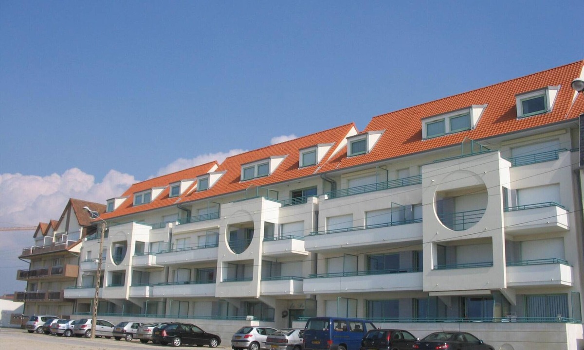 Fort-Mahon-Plage Apartment | 1-bedroom apartment by the sea with balcony, pets allowed