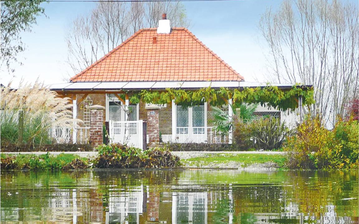 Houlle House | 100 m² House ∙ 2 bedrooms ∙ 4 guests