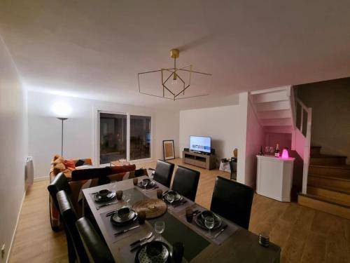 Villepinte House | 100 m² House ∙ 4 bedrooms ∙ 8 guests