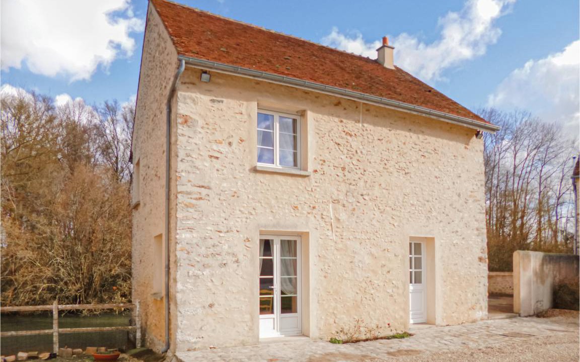 Vaudoy House | 100 m² House ∙ 3 bedrooms ∙ 5 guests