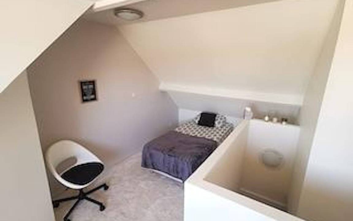 Roubaix Resort | 100 m² Private room ∙ 1 bedroom ∙ 1 guest