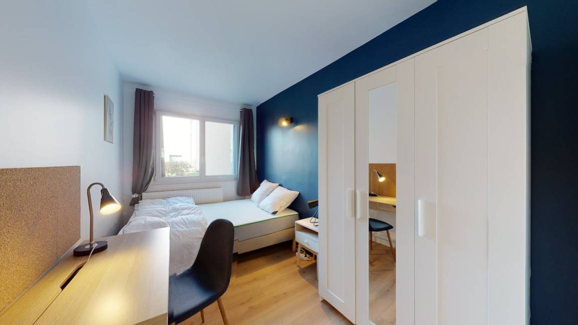 Montigny-le-Bretonneux Resort | 105 m² Private room ∙ 1 bedroom ∙ 2 guests