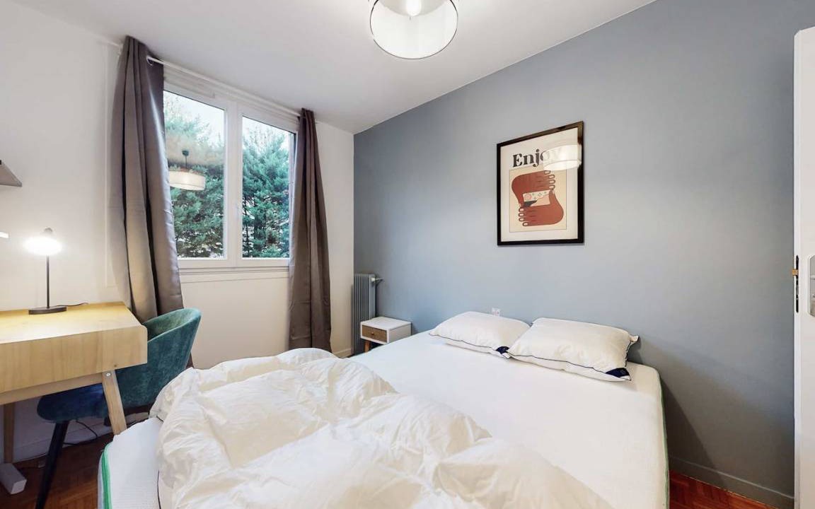 Choisy-le-Roi Resort | 107 m² Private room ∙ 1 bedroom ∙ 2 guests