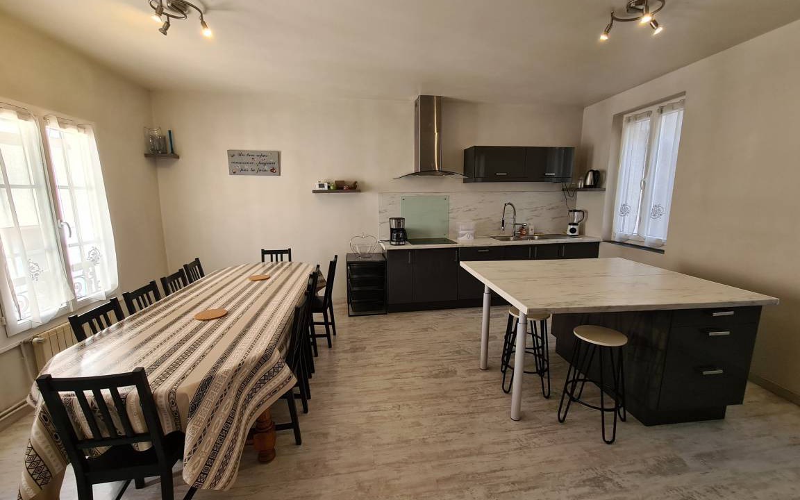 Bourgogne Cottage | 115 m² Cabin ∙ 4 bedrooms ∙ 12 guests