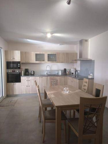 Versaugues Bed & Breakfast | 12 m² Bed and breakfast ∙ 2 guests