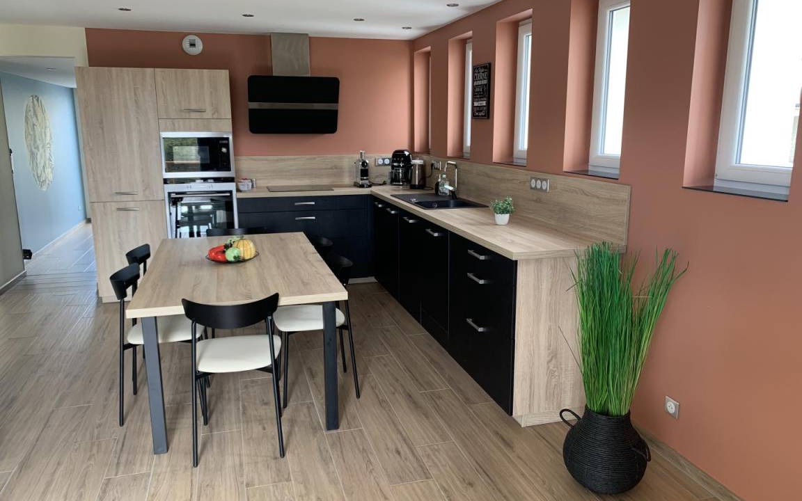 Montcornet House | 120 m² Gîte ∙ 3 bedrooms ∙ 6 guests