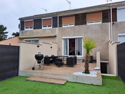 Reims Apartment | 130 m² Apartment ∙ 5 bedrooms ∙ 11 guests