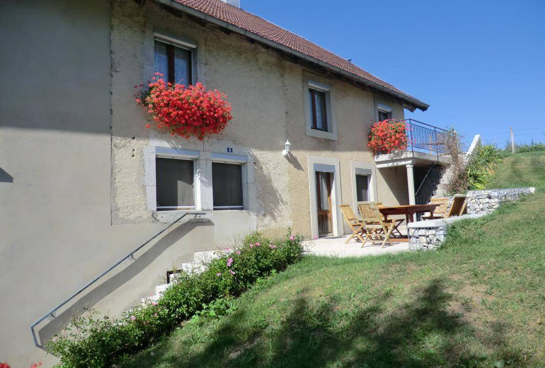 Boujailles House | 135 m² Gîte ∙ 4 bedrooms ∙ 11 guests