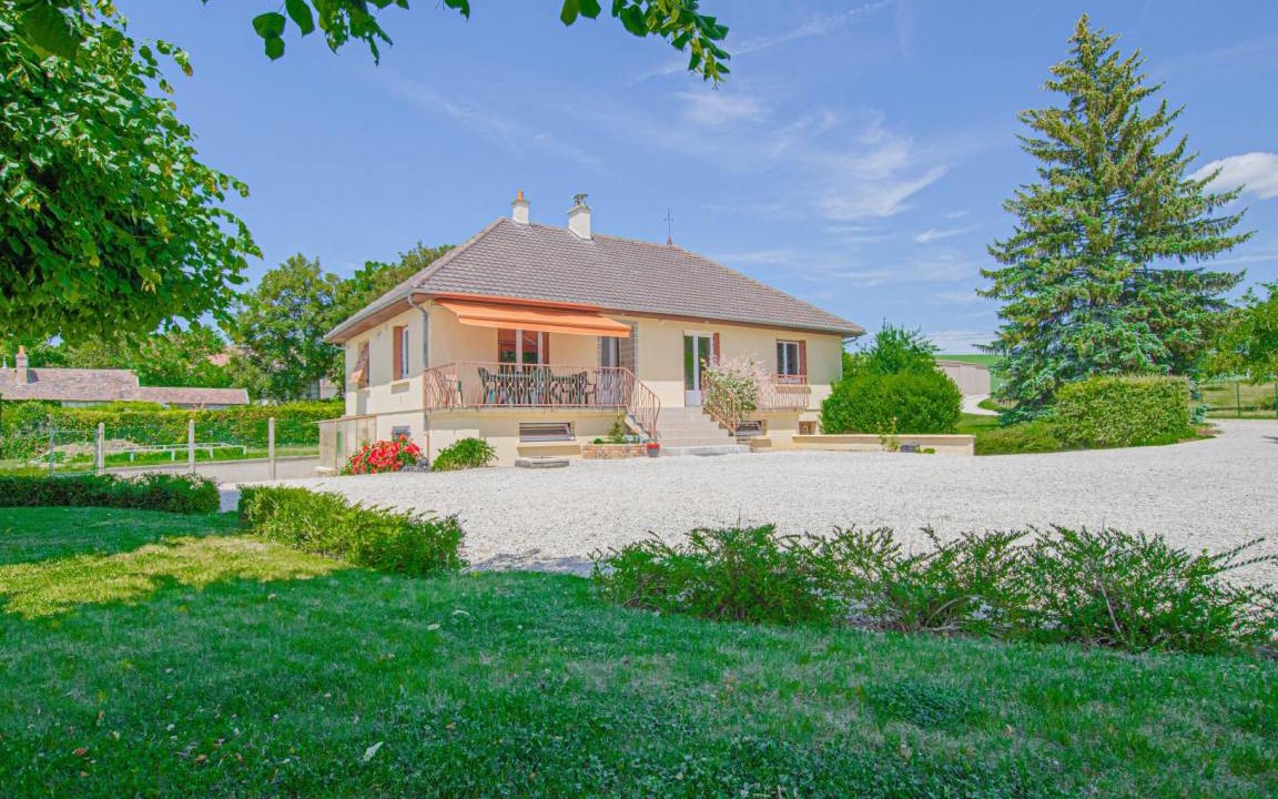 Piney House | 139 m² Gîte ∙ 3 bedrooms ∙ 6 guests