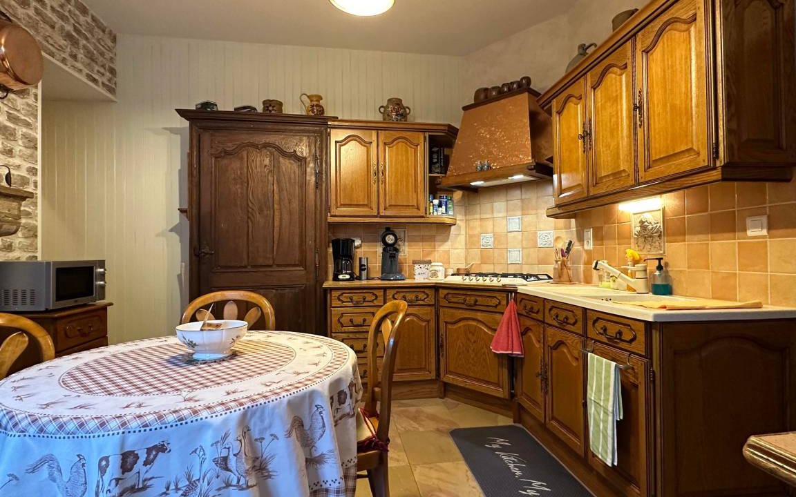 Arnay-le-Duc Cottage | 150 m² Cabin ∙ 4 bedrooms ∙ 8 guests