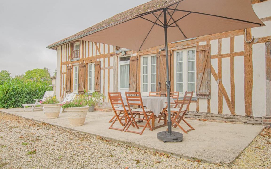 Onjon House | 150 m² Gîte ∙ 3 bedrooms ∙ 6 guests