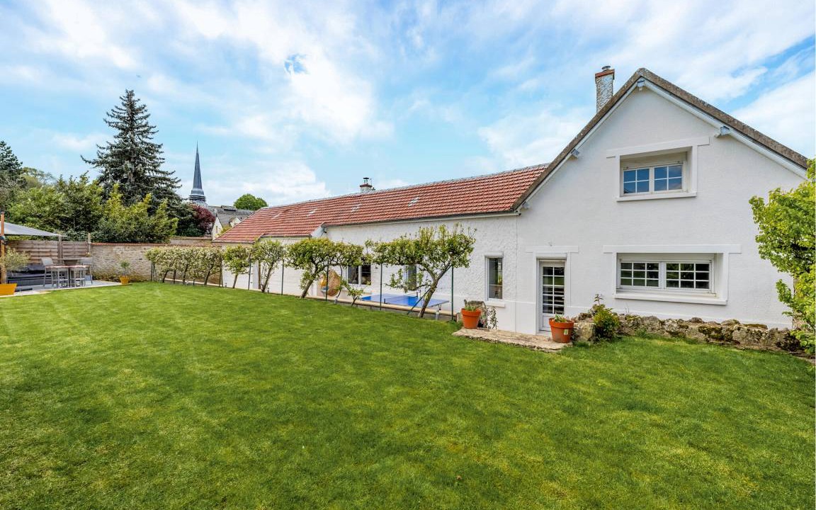 Amblainville House | 150 m² House ∙ 4 bedrooms ∙ 8 guests