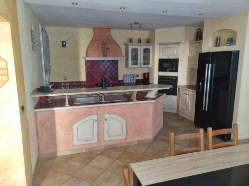 Roissy-en-France Bed & Breakfast | 160 m² Bed and breakfast ∙ 1 bedroom ∙ 2 guests