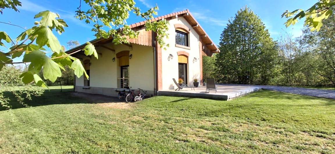 Rilly-sur-Aisne House | 160 m² Gîte ∙ 3 bedrooms ∙ 10 guests