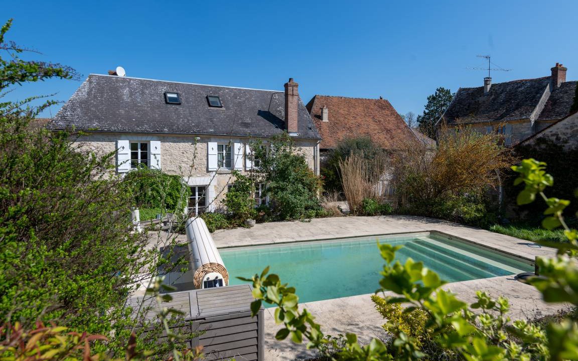 Magny-en-Vexin House | 165 m² House ∙ 3 bedrooms ∙ 8 guests