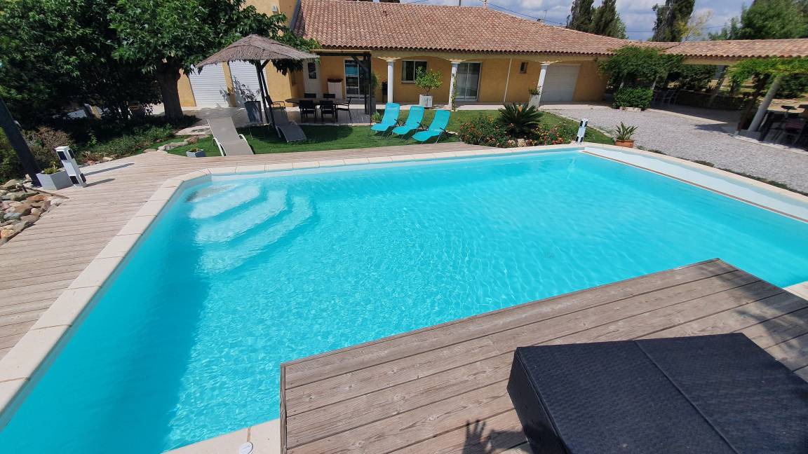 Beziers Villa | 165 m² Villa ∙ 6 bedrooms ∙ 16 guests