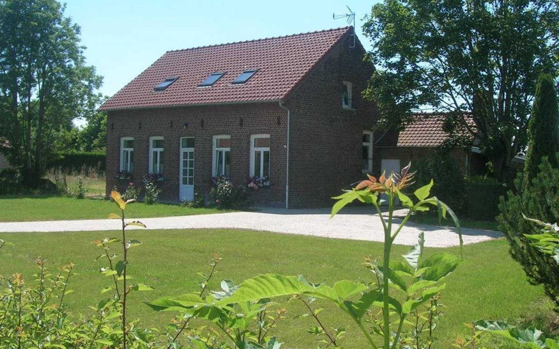 Esquelbecq Cottage | 177 m² Cabin ∙ 4 bedrooms ∙ 9 guests