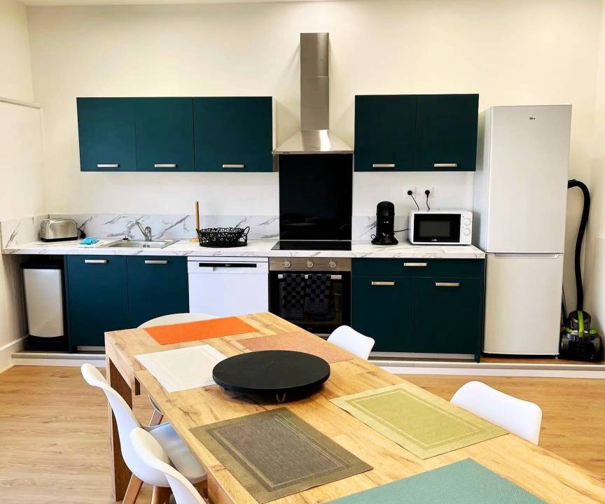 Anzin House | 190 m² House ∙ 6 bedrooms ∙ 12 guests