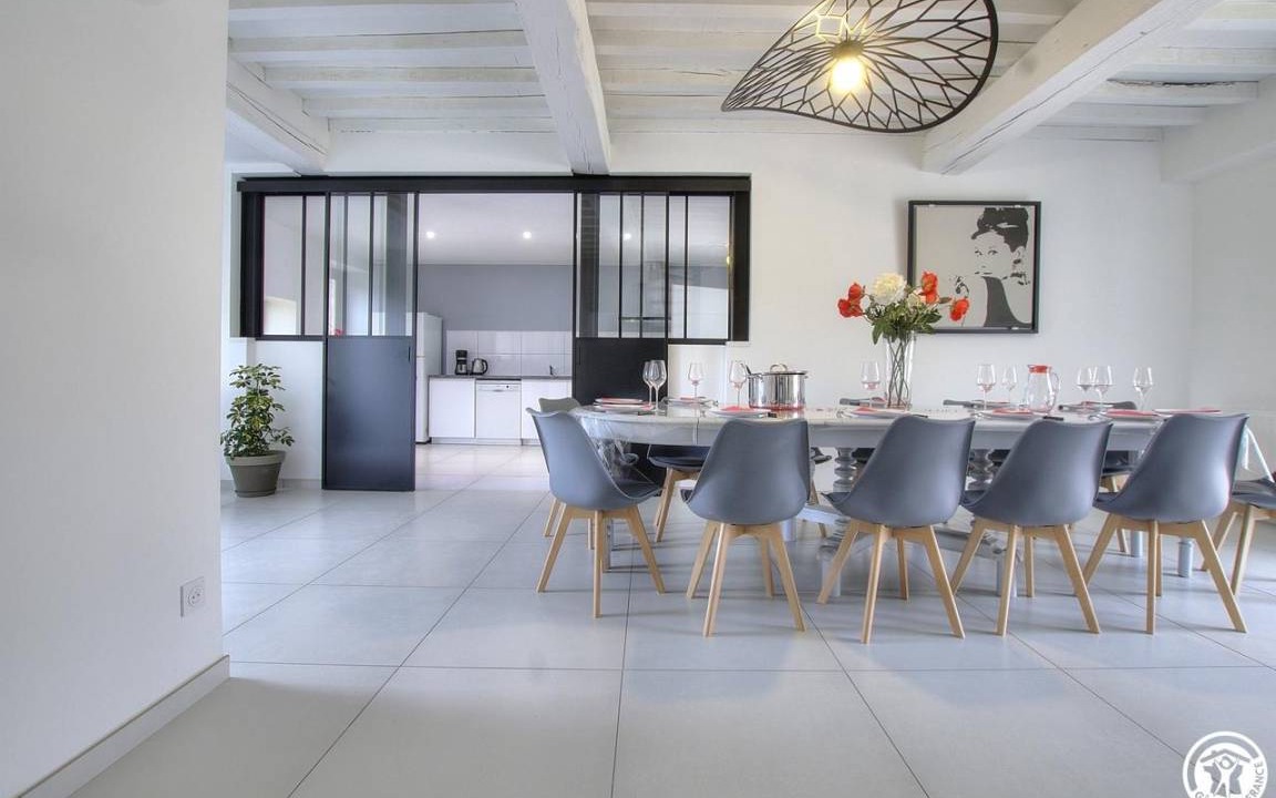 Saint-Benigne House | 195 m² Gîte ∙ 5 bedrooms ∙ 15 guests