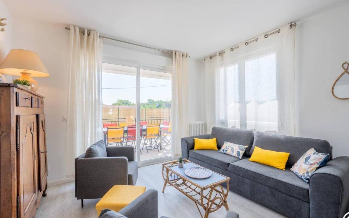 Autheuil-en-Valois Cottage | 200 m² Cabin ∙ 5 bedrooms ∙ 12 guests