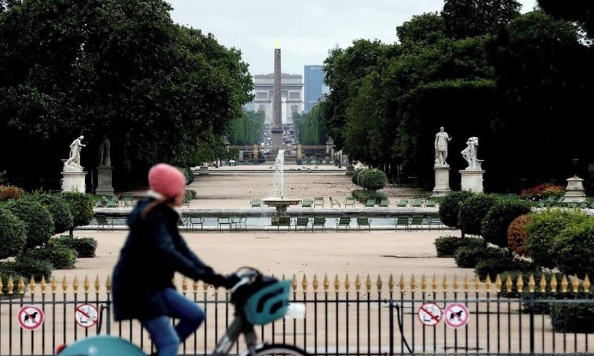 15th Arrondissement Apartment | 200m2 in the Grenelle/Eiffel district-A dive into French history and art