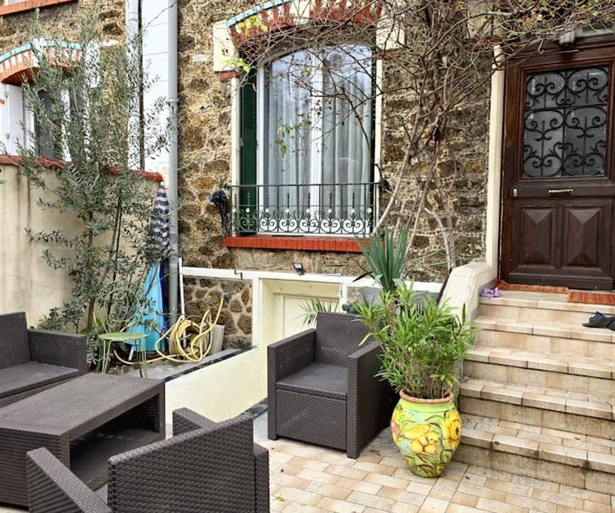 Noisy-le-Sec Apartment | 22 m² Studio flat ∙ 1 bedroom ∙ 2 guests