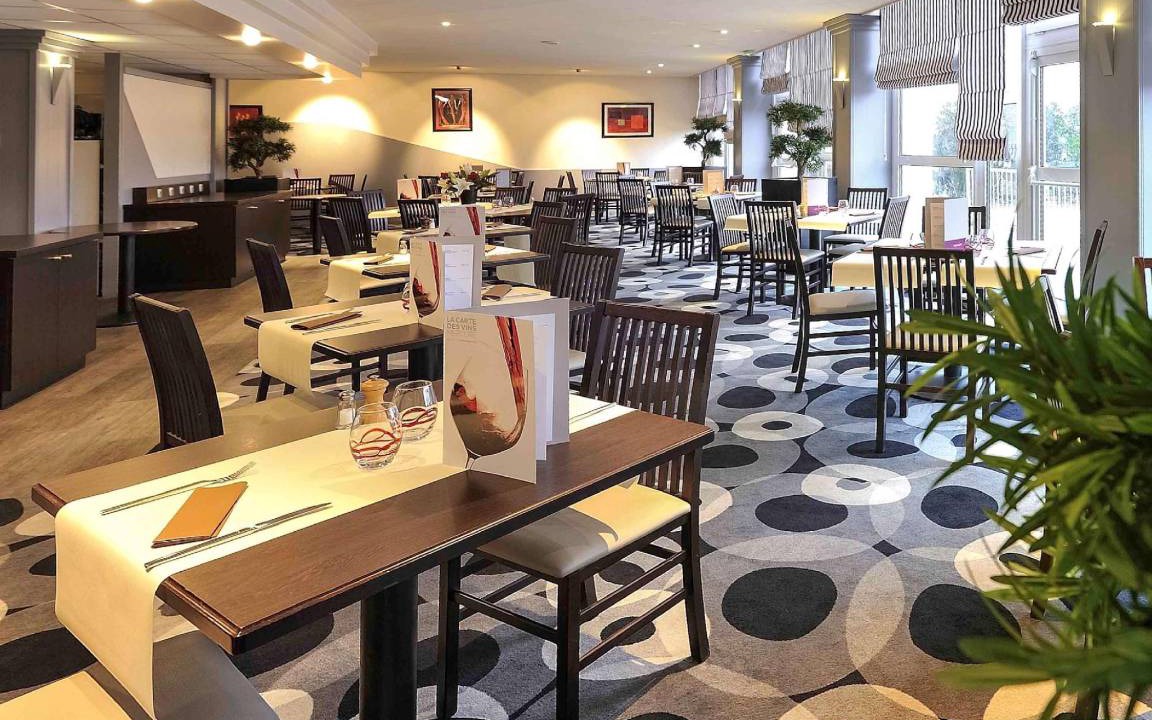 Val-de-Reuil Hotel | 24 m² Hotel ∙ 10 guests