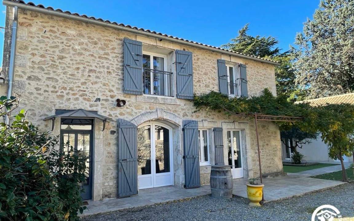 Caux House | 280 m² Gîte ∙ 5 bedrooms ∙ 11 guests