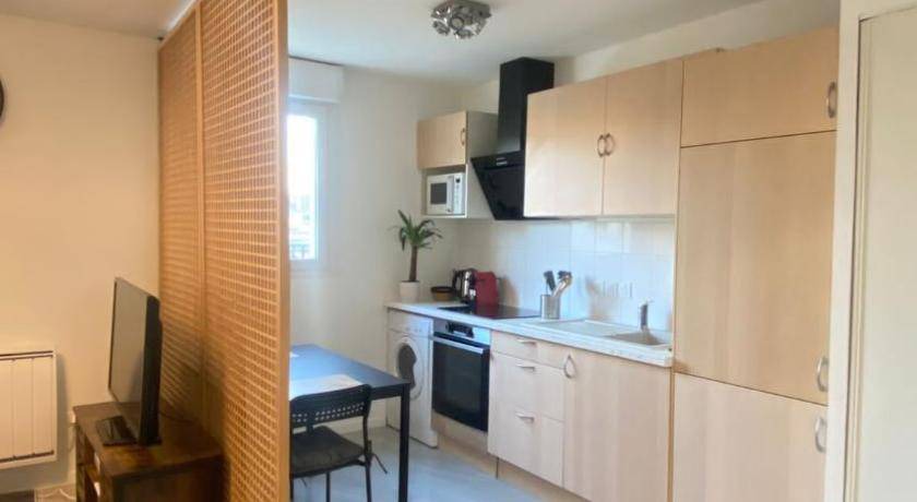 Les Mureaux Apartment | 30 m² Apartment ∙ 1 bedroom ∙ 2 guests