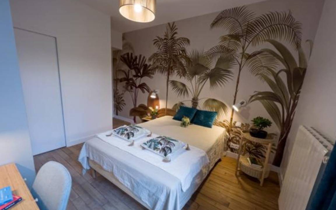 Choisy-le-Roi Resort | 300 m² Private room ∙ 1 bedroom ∙ 1 guest