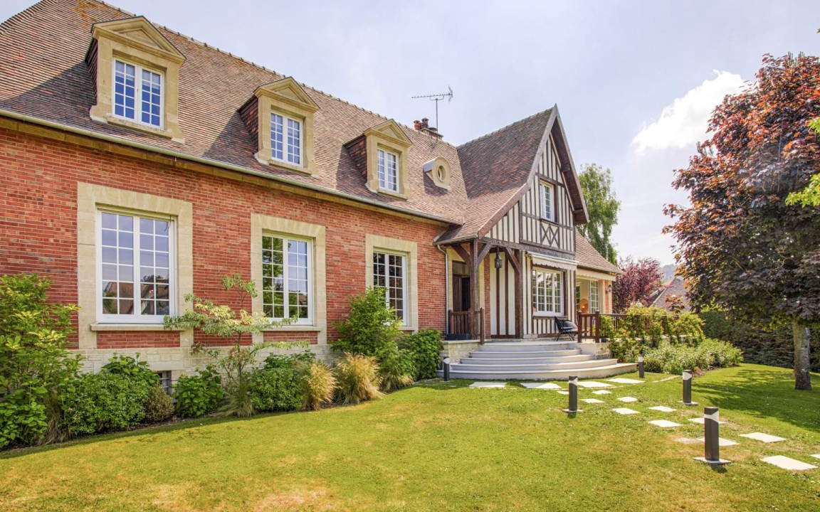 Tourgeville Villa | 300 m² Villa ∙ 7 bedrooms ∙ 14 guests