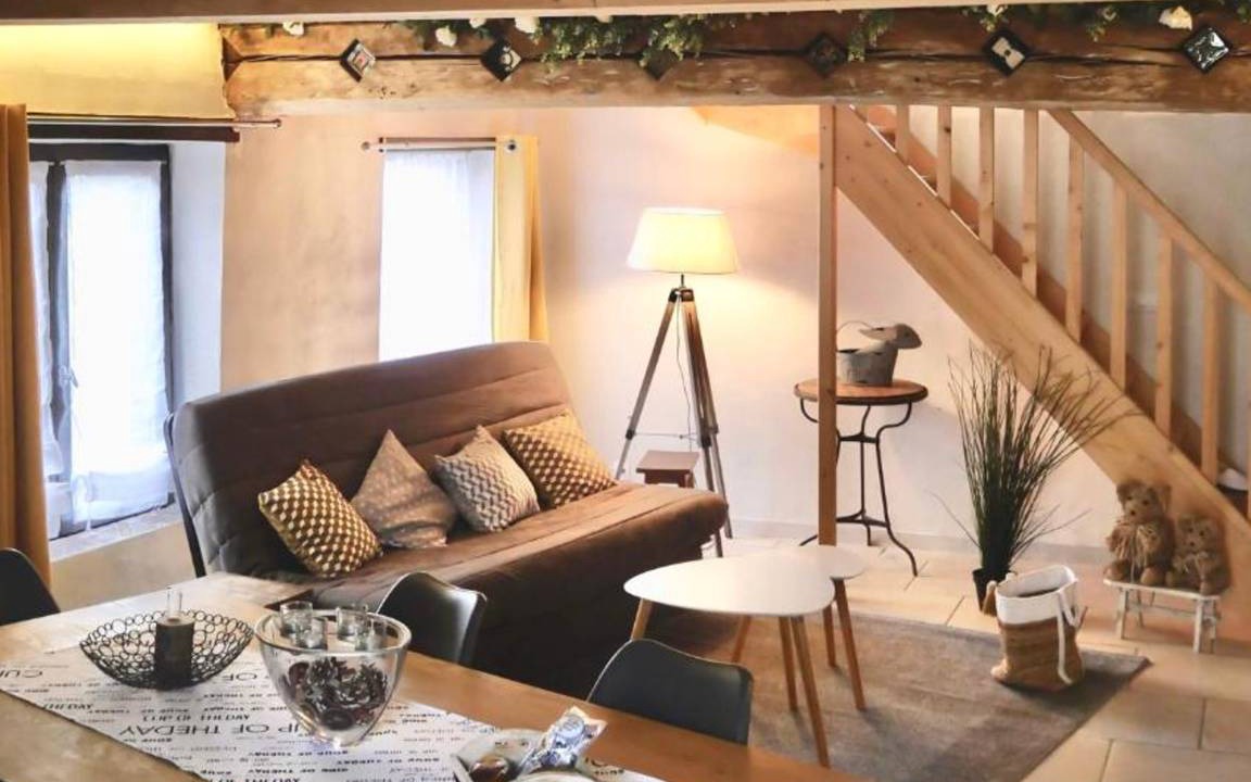 Flines-les-Mortagne Apartment | 35 m² Studio flat ∙ 1 bedroom ∙ 2 guests