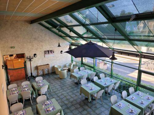 Dompierre-sur-Besbre Hotel | 40 m² Hotel ∙ 6 guests