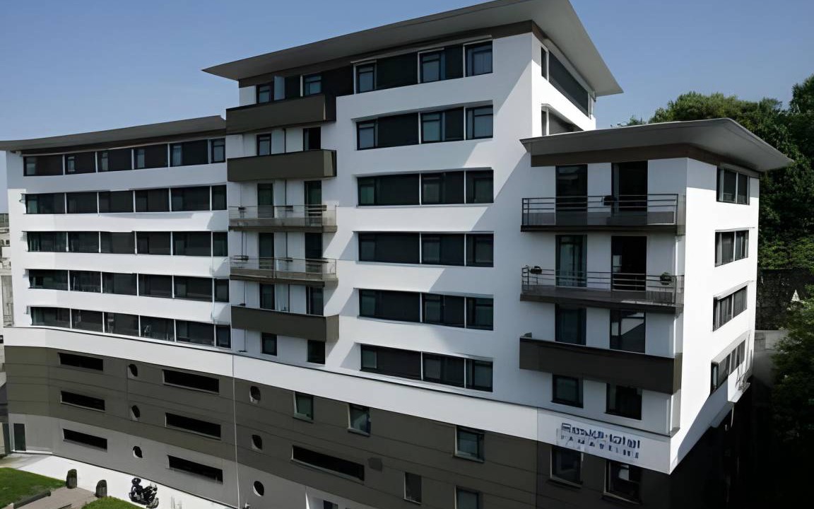 La Demi - Lune Apartment | 40 m² Serviced apartment ∙ 127 guests