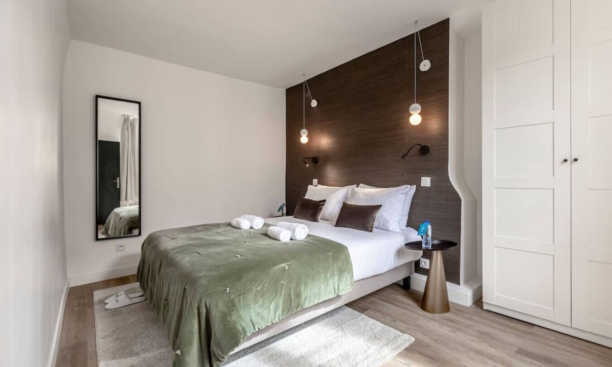 Vivienne Apartment | 42OperaLouvreParis022bedroomsAC