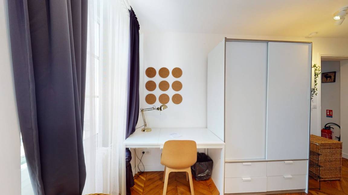 Fontainebleau Resort | 450 m² Private room ∙ 1 bedroom ∙ 1 guest