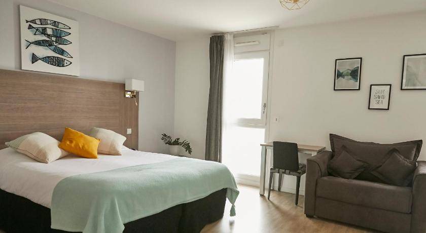 Palaiseau Hotel | 47 m² Hotel ∙ 2 bedrooms ∙ 127 guests