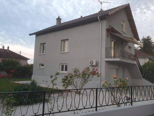 Chalon-sur-Saone Apartment | 48 m² Apartment ∙ 1 bedroom ∙ 4 guests