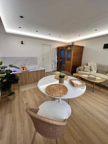 Calais Frethun Apartment | 50 m² Apartment ∙ 1 bedroom ∙ 2 guests