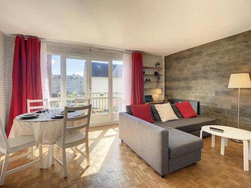 La Varenne Saint-Hilaire Apartment | 52 m² Apartment ∙ 1 bedroom ∙ 5 guests
