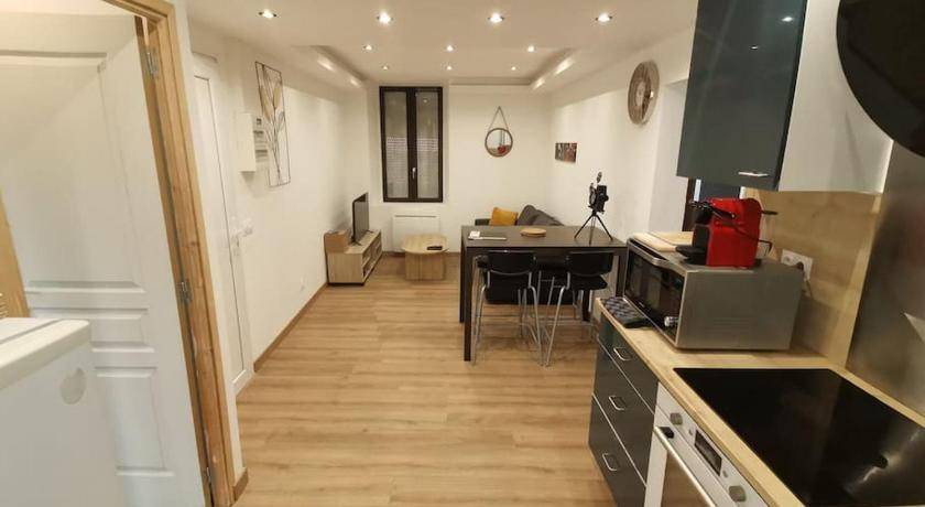 Reims Apartment | 55 m² Apartment ∙ 2 bedrooms ∙ 4 guests
