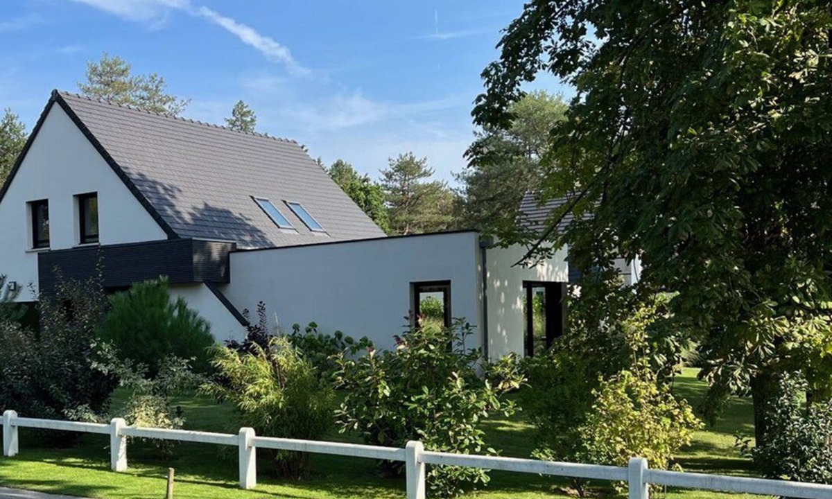 Hardelot-Plage House | 59 GEORGES : House with garden and terrace, 2 bedrooms and office, sleeps 3 to 5.