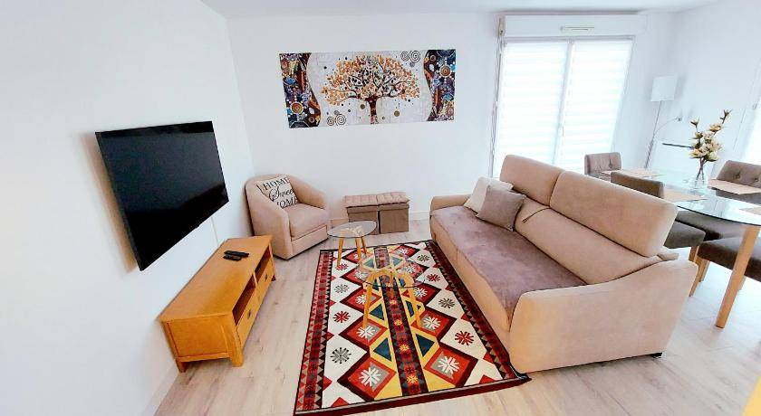 Cergy-Pontoise Apartment | 60 m² Apartment ∙ 2 bedrooms ∙ 6 guests