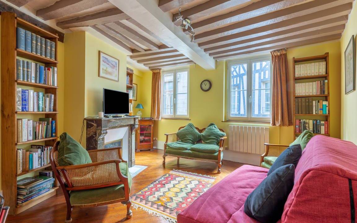 Rouen City Centre Apartment | 60 m² Apartment ∙ 2 bedrooms ∙ 6 guests