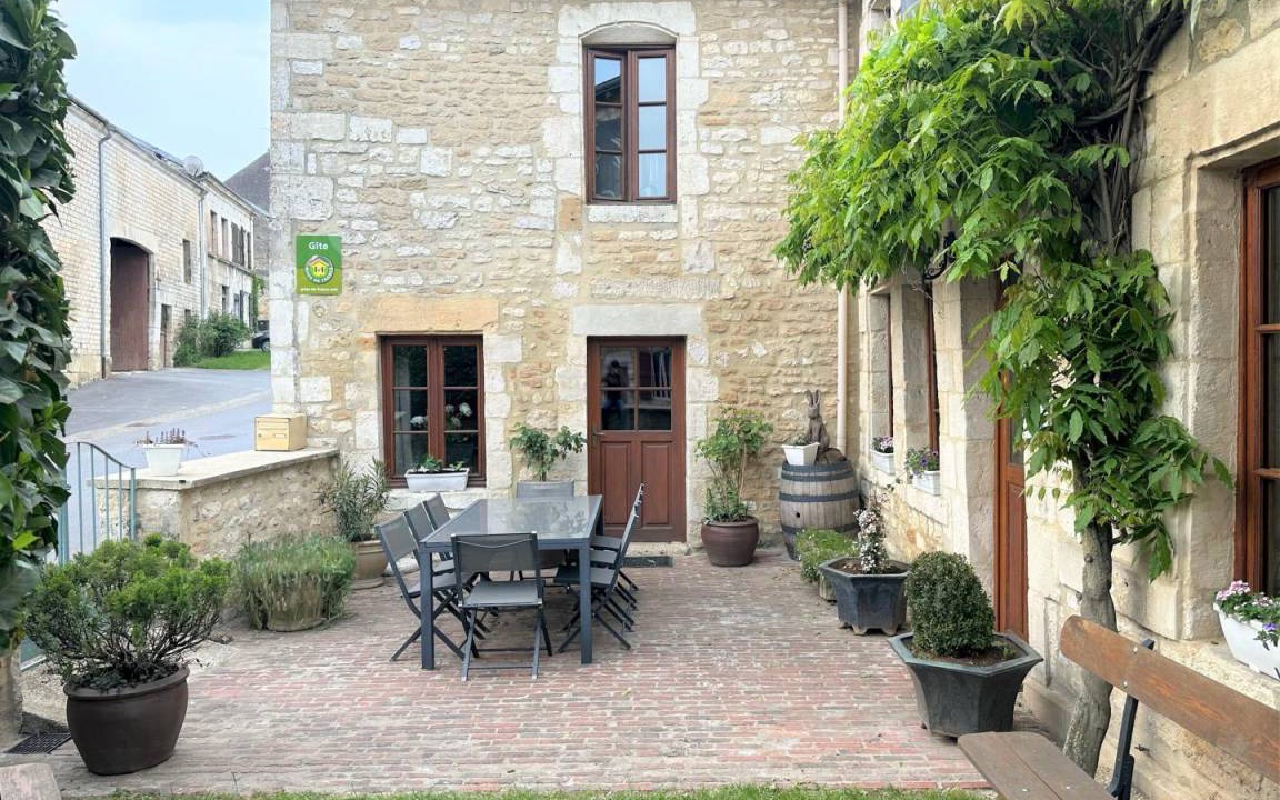 Chemery-sur-Bar House | 60 m² Gîte ∙ 1 bedroom ∙ 3 guests