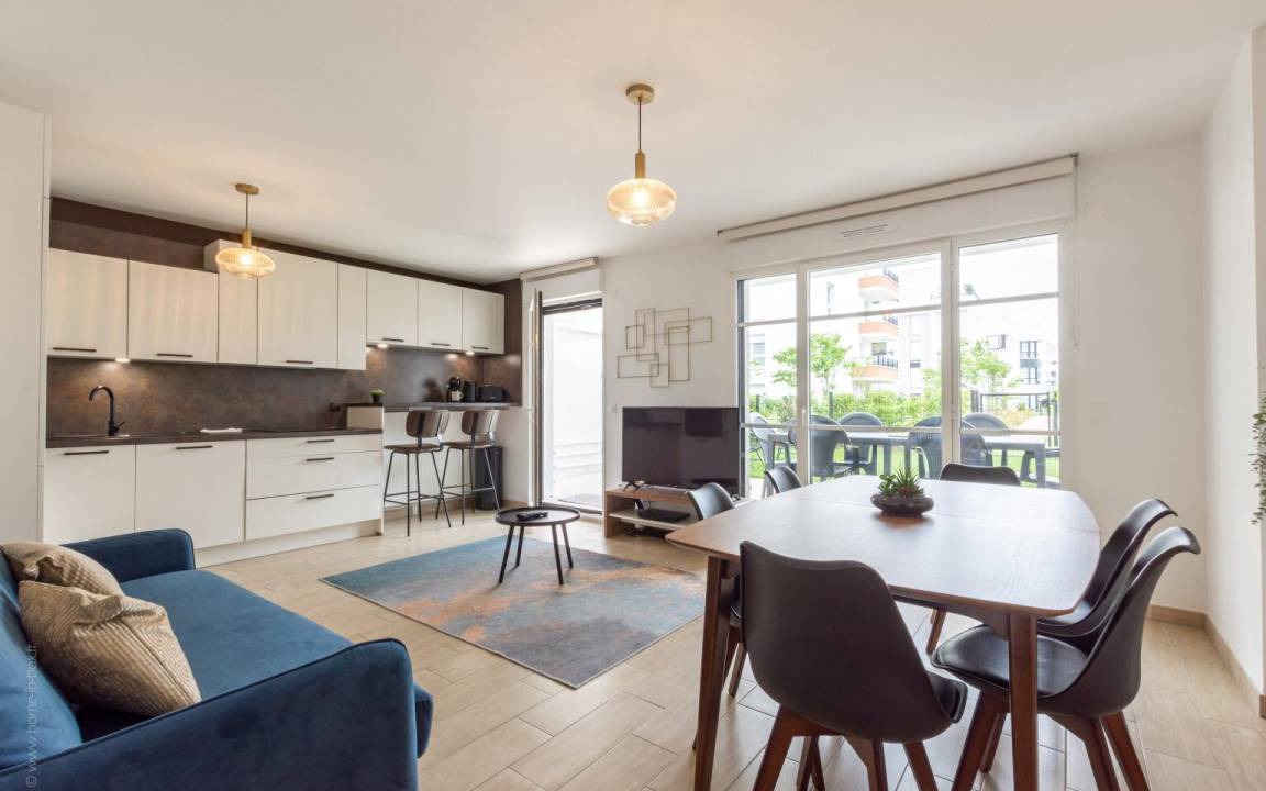 Chessy Apartment | 62 m² Apartment ∙ 2 bedrooms ∙ 6 guests