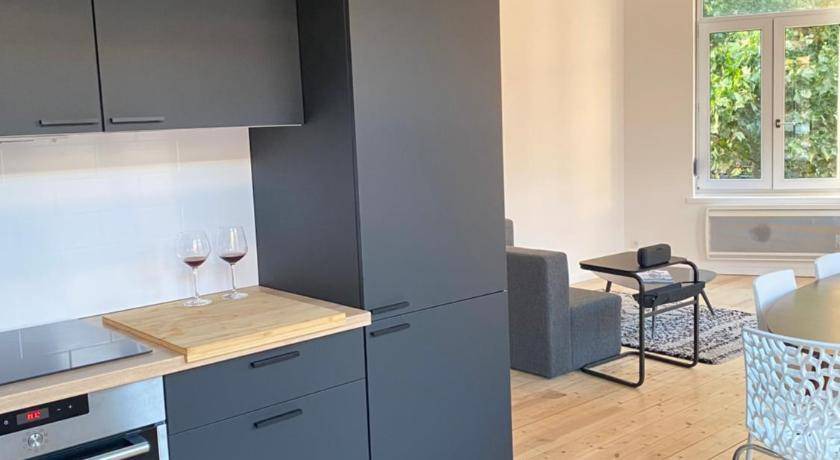 Lille-Moulins Apartment | 63 m² Apartment ∙ 2 bedrooms ∙ 4 guests