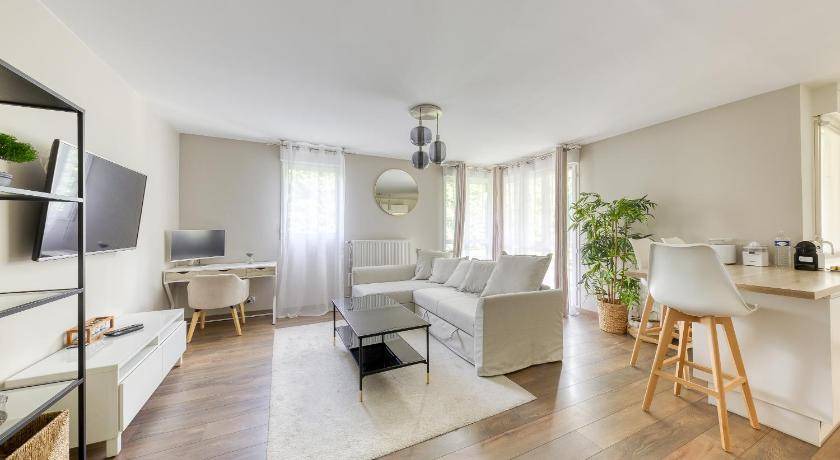 Champs-sur-Marne Apartment | 66 m² Apartment ∙ 2 bedrooms ∙ 6 guests